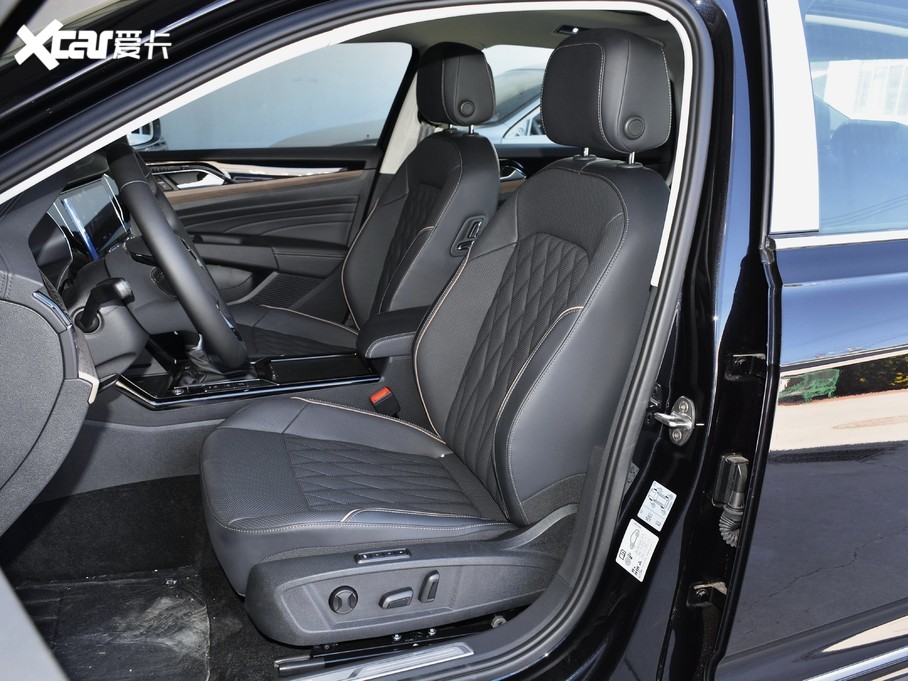 2020_ Ŀ 330TSI A VI