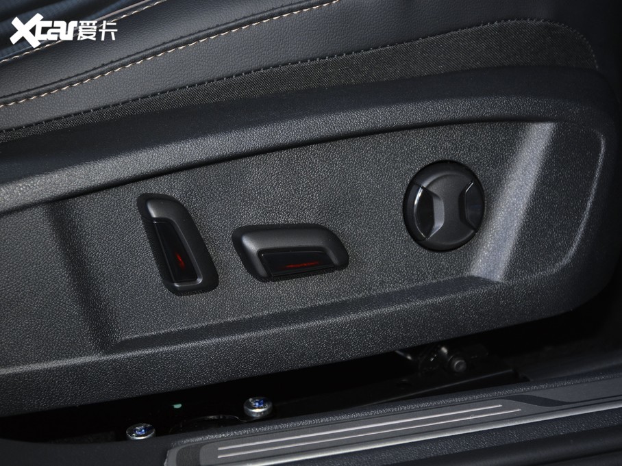 2020_ Ŀ 330TSI A VI