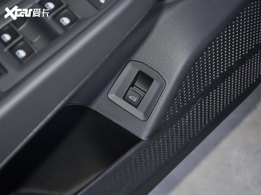 2020_ Ŀ 330TSI A VI