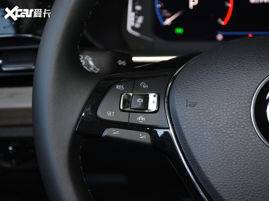 2020_ Ŀ 330TSI A VI