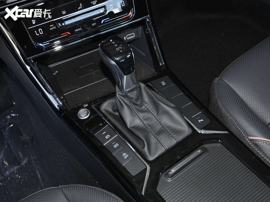 2020_ Ŀ 330TSI A VI