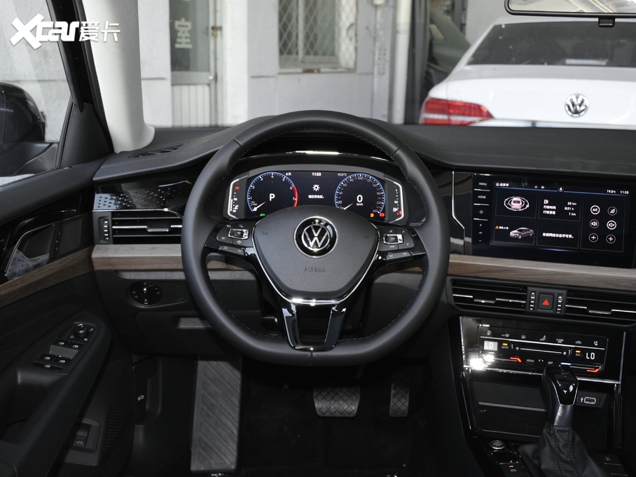 2020_ Ŀ 330TSI A VI