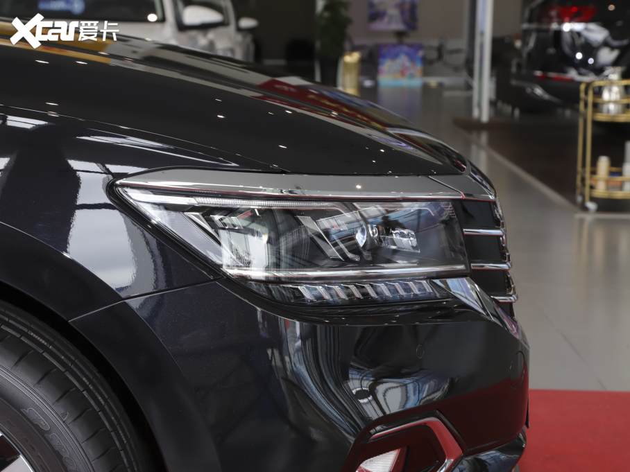 2020_ Ŀ 330TSI F VI