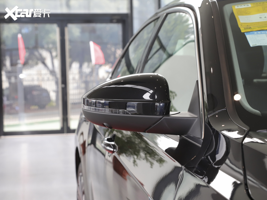 2020_ Ŀ 330TSI F VI