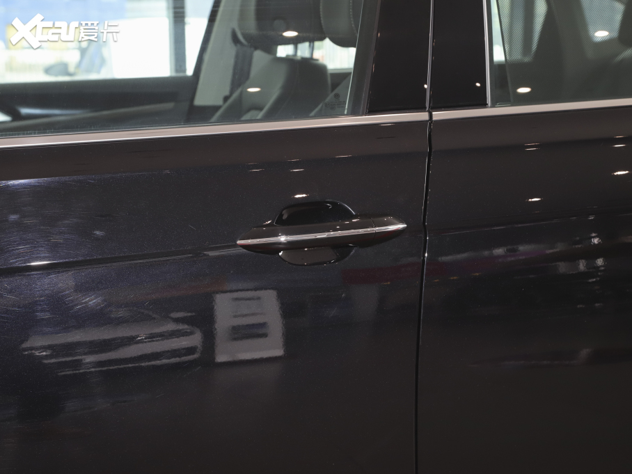 2020_ Ŀ 330TSI F VI