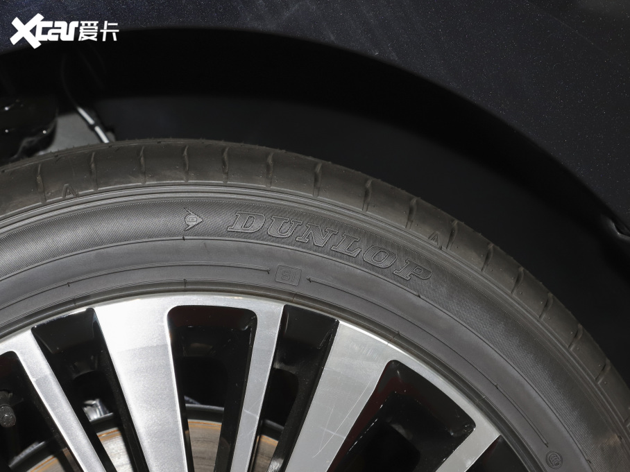 2020_ Ŀ 330TSI F VI