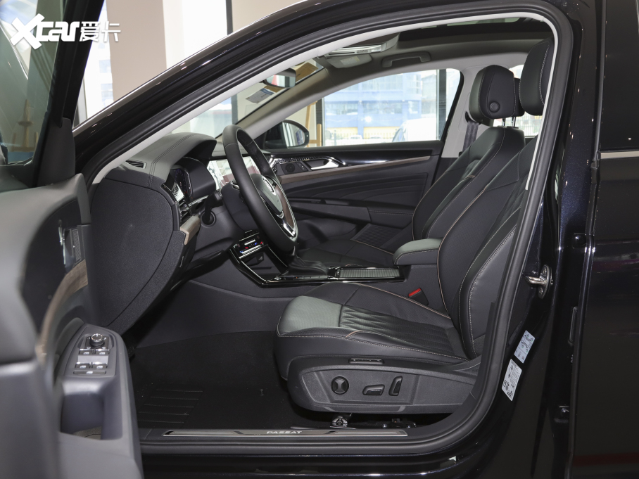 2020_ Ŀ 330TSI F VI