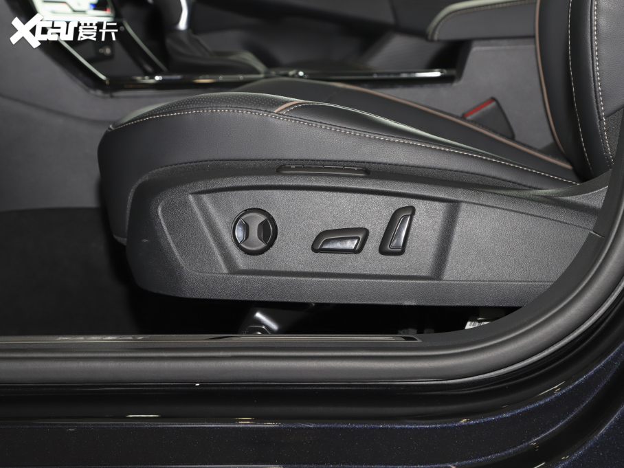 2020_ Ŀ 330TSI F VI