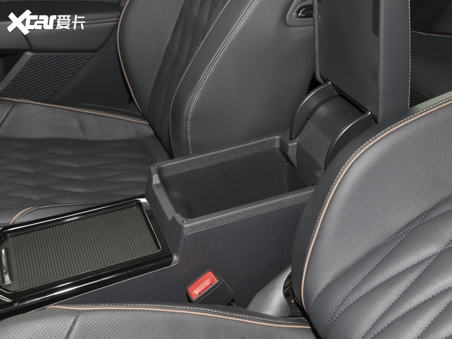 2020_ Ŀ 330TSI F VI