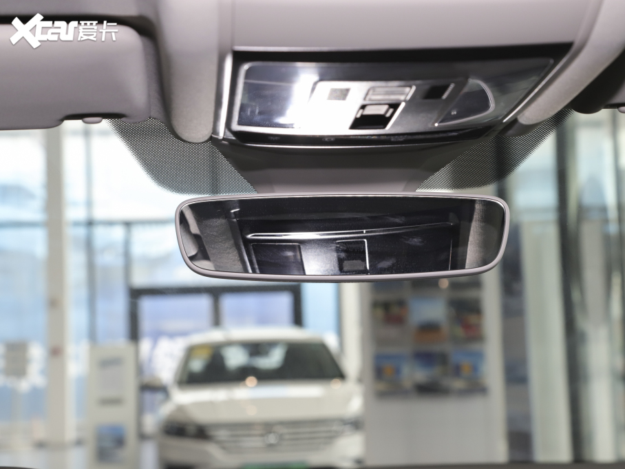 2020_ Ŀ 330TSI F VI