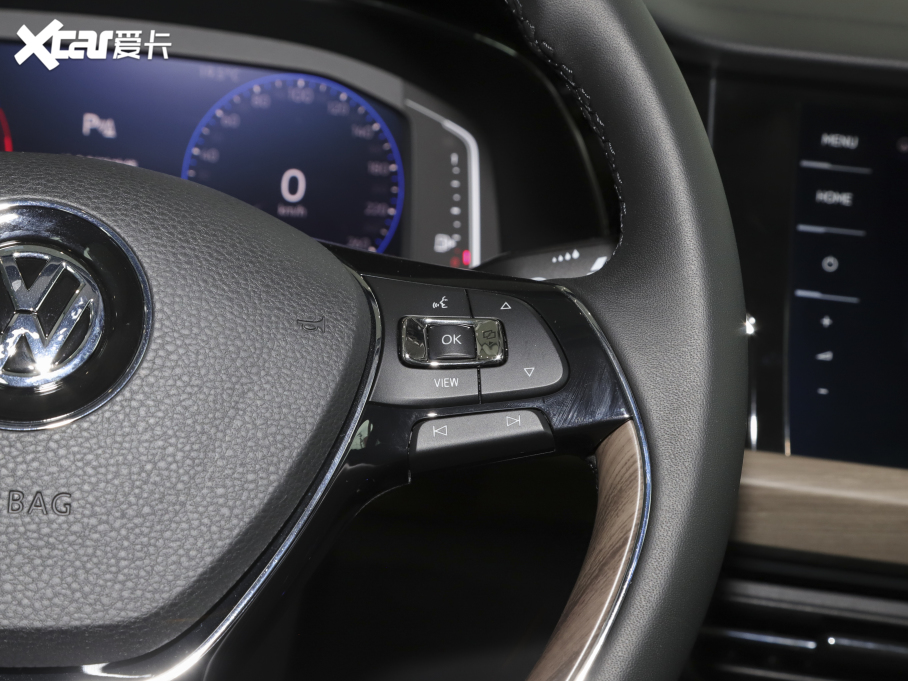 2020_ Ŀ 330TSI F VI