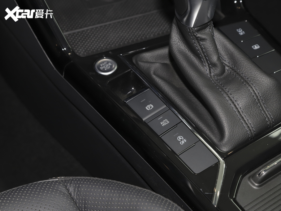 2020_ Ŀ 330TSI F VI