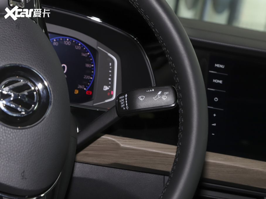 2020_ Ŀ 330TSI F VI