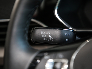 2020330TSI Ӣ VI п؅^