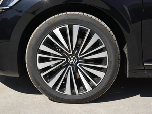 2020Ŀ 330TSI A VI ^