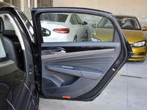 2020Ŀ 330TSI A VI g