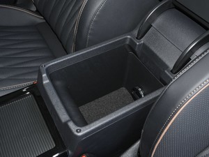 2020款改款 330TSI 豪华版 国VI 空间座椅