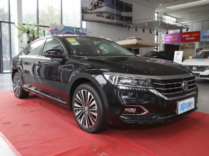 2020Ŀ 330TSI F VI w^