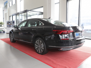 2020Ŀ 330TSI F VI 45