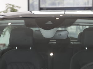 2020Ŀ 330TSI F VI ^