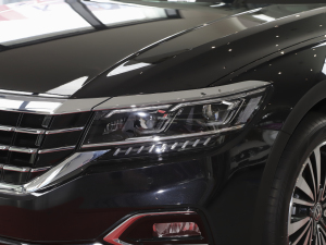 2020Ŀ 330TSI F VI ^