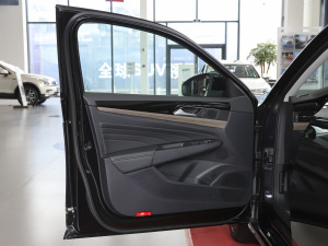 2020Ŀ 330TSI F VI g