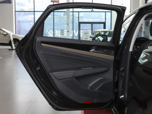 2020Ŀ 330TSI F VI g