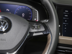 2020Ŀ 330TSI F VI п؅^