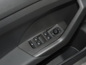 2020280TSI DSGm {܇(ch)ƅ^(q)	