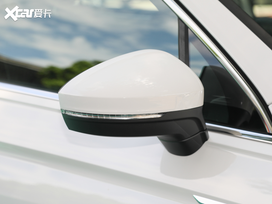 2020;^LԴ 430 PHEV Ş