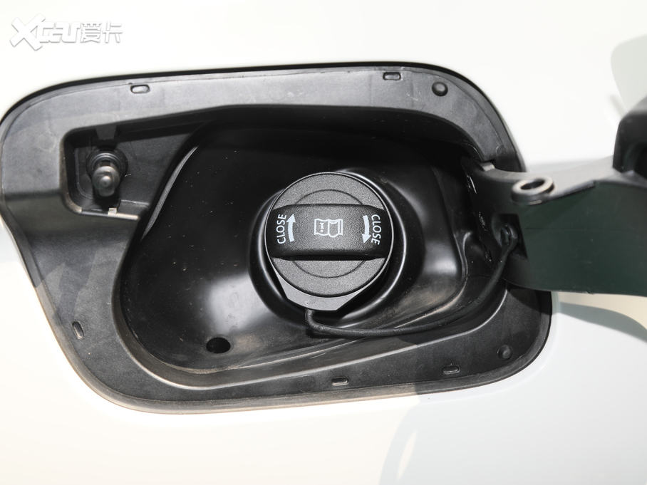 2020;^LԴ 430 PHEV Ş