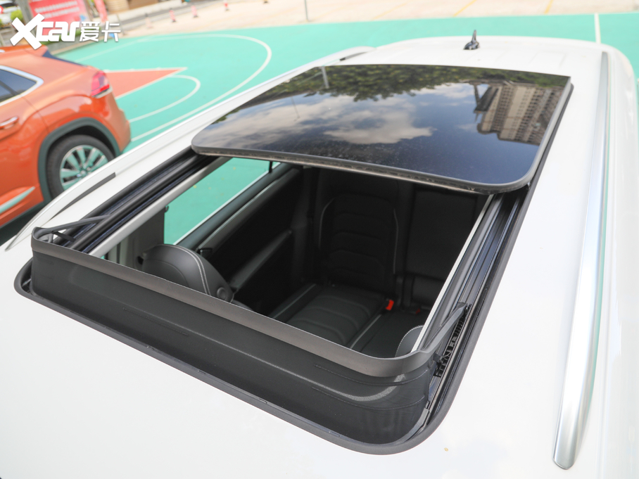 2020;^LԴ 430 PHEV Ş