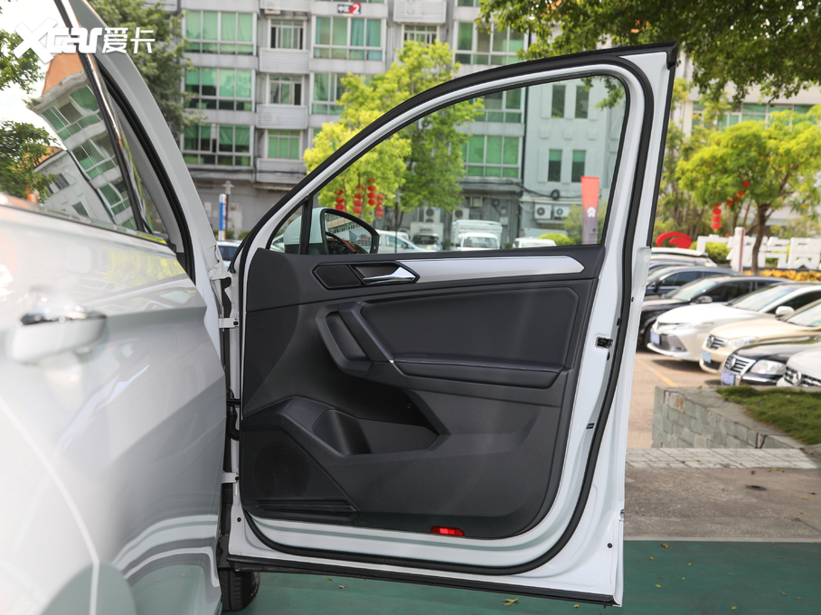 2020;^LԴ 430 PHEV Ş