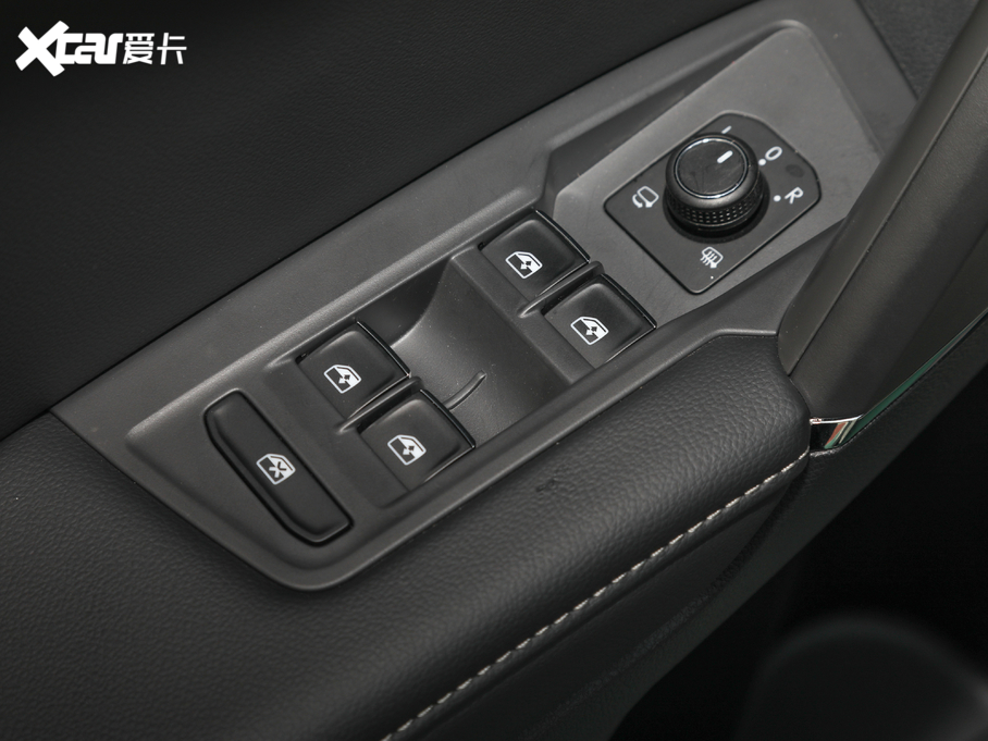 2020;^LԴ 430 PHEV Ş