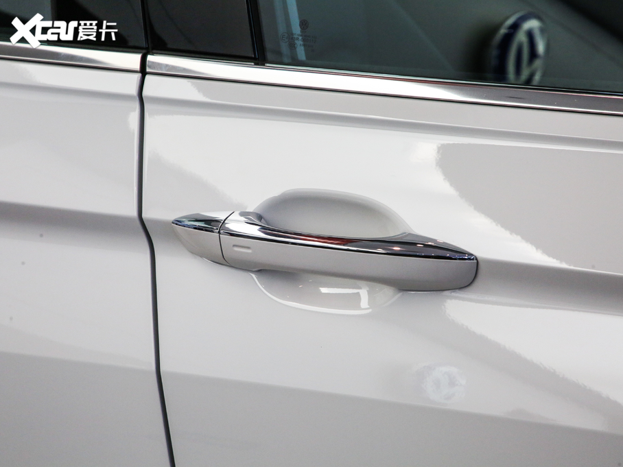 2020;^LԴ 430 PHEV F