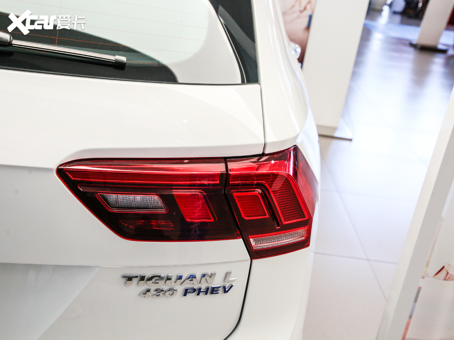 2020;^LԴ 430 PHEV F