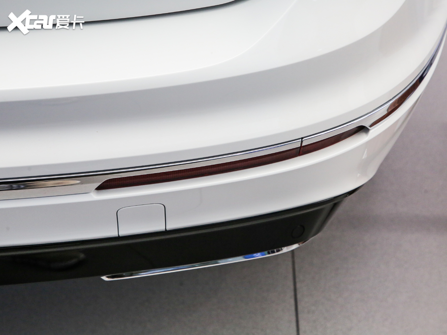 2020;^LԴ 430 PHEV F