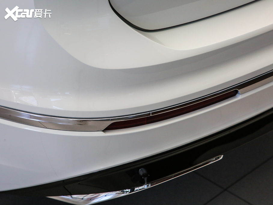 2020;^LԴ 430 PHEV F