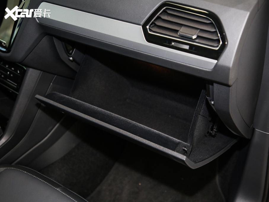 2020;^LԴ 430 PHEV F