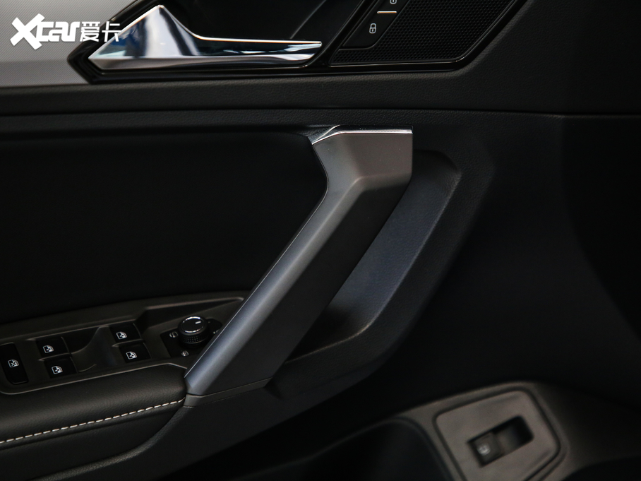 2020;^LԴ 430 PHEV F