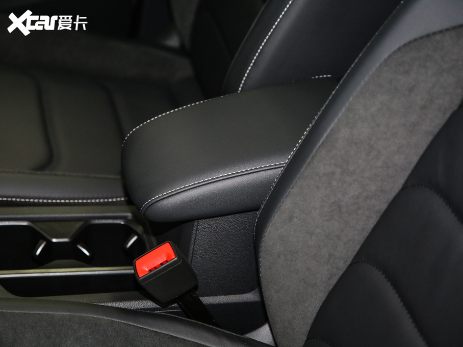 2020;^LԴ 430 PHEV F