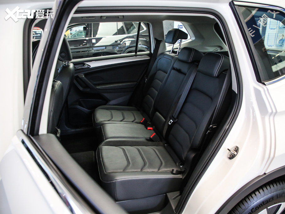 2020;^LԴ 430 PHEV F