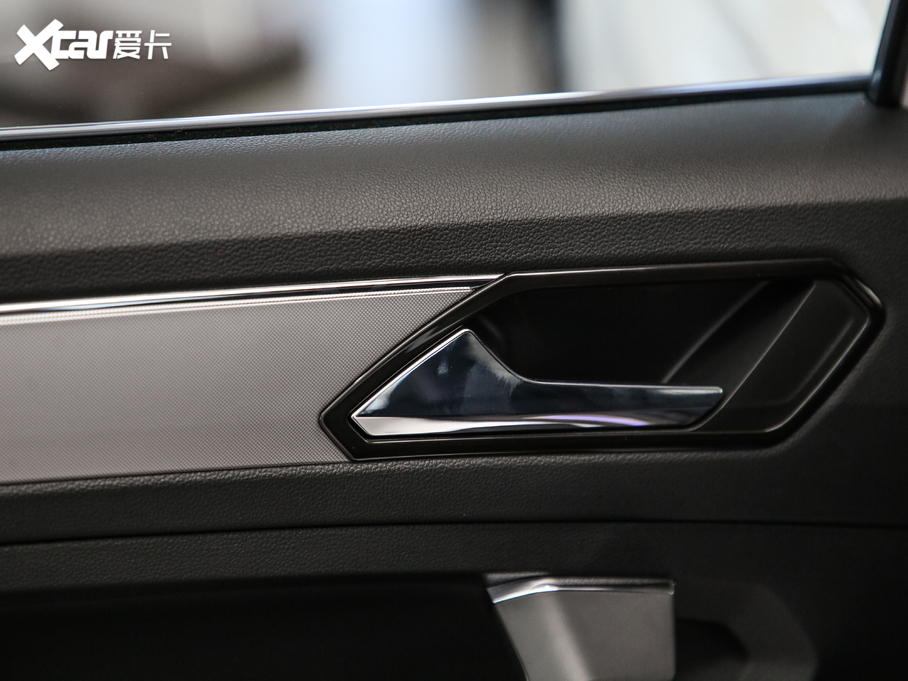 2020;^LԴ 430 PHEV F