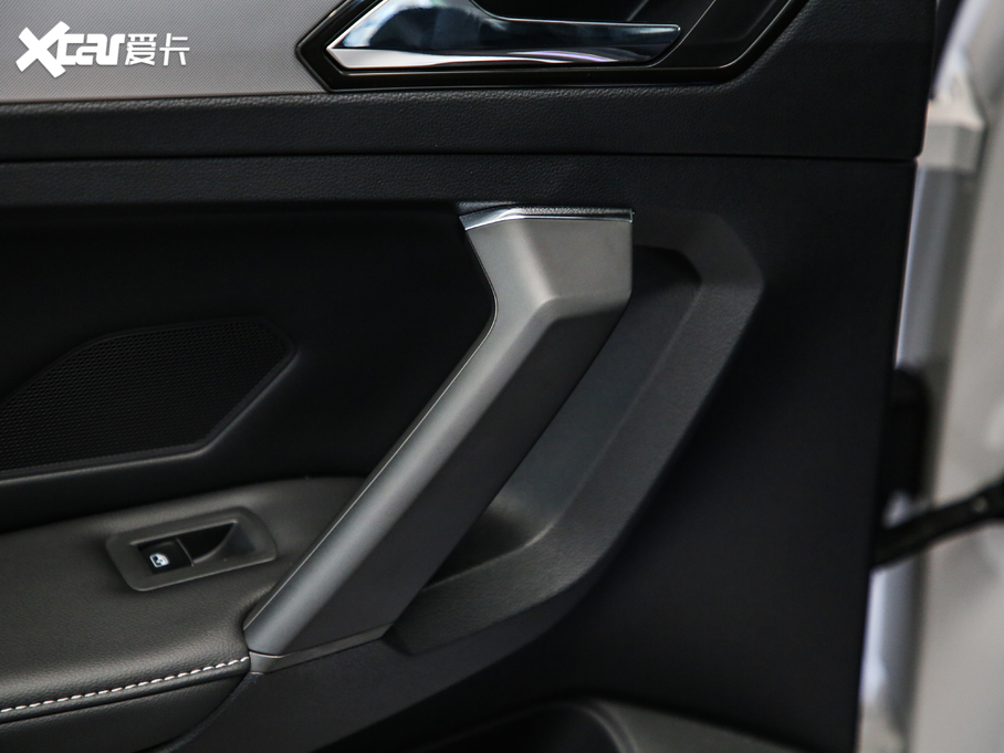 2020;^LԴ 430 PHEV F