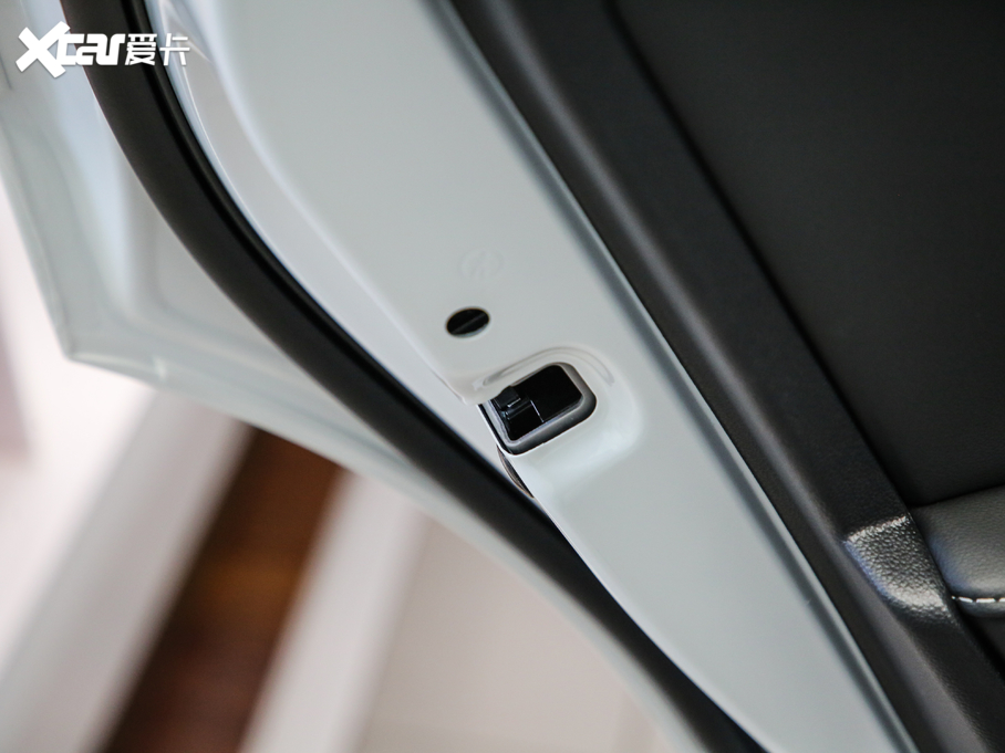 2020;^LԴ 430 PHEV F