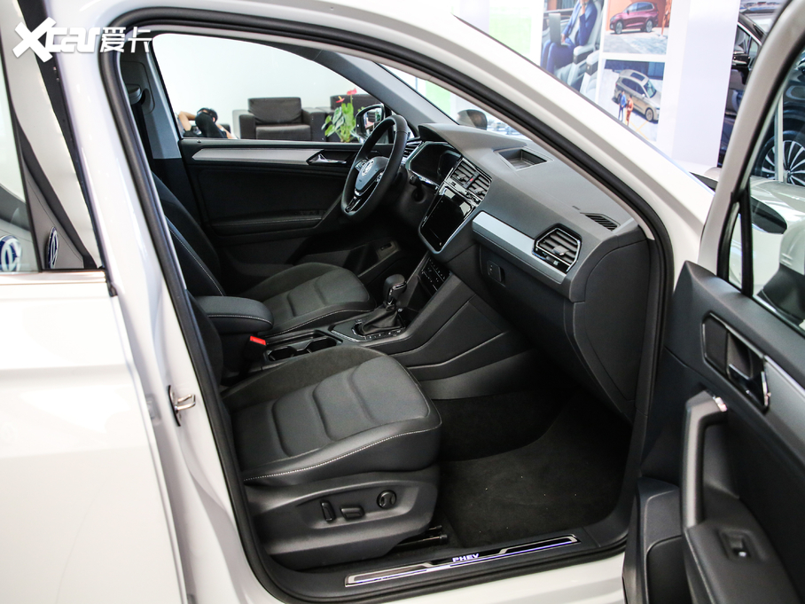 2020;^LԴ 430 PHEV F