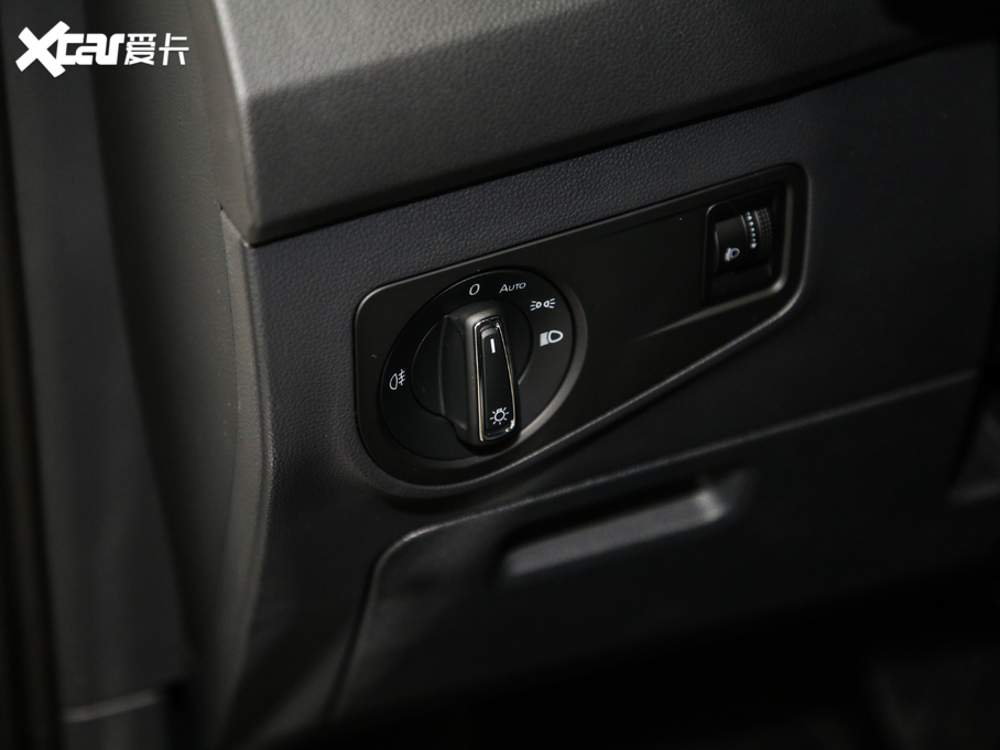 2020;^LԴ 430 PHEV F