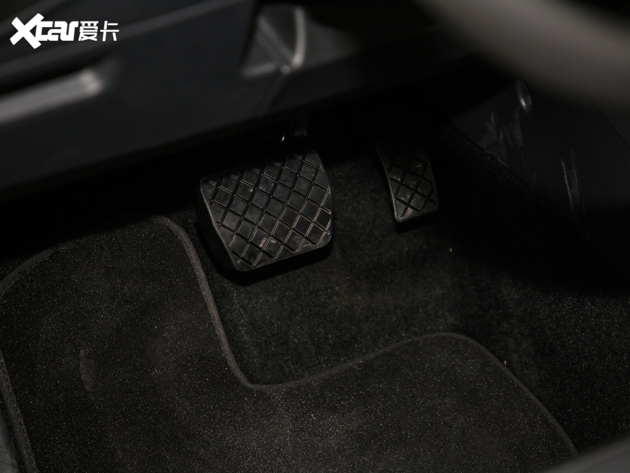 2020;^LԴ 430 PHEV F