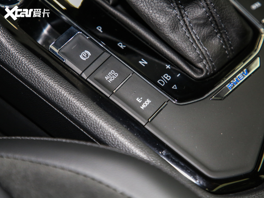 2020;^LԴ 430 PHEV F