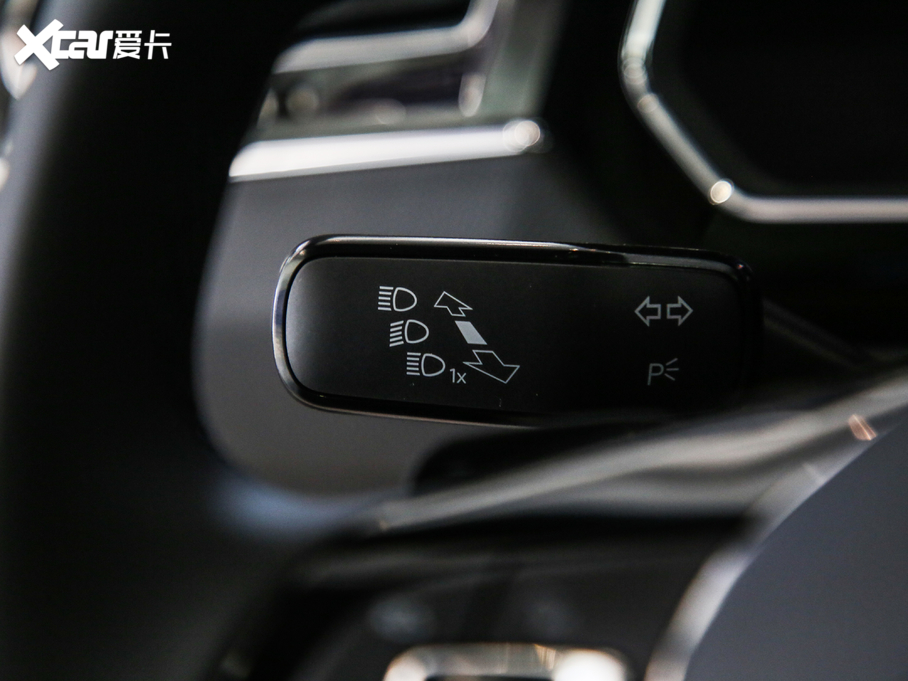 2020;^LԴ 430 PHEV F